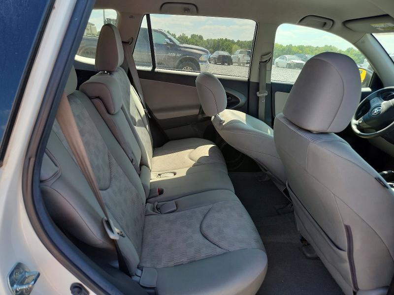 Photo 11 from auction – 2011 TOYOTA RAV4 with VIN 2T3ZF4DV8BW098311