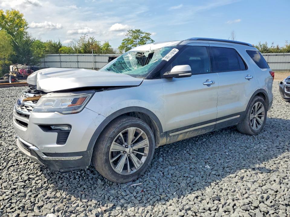FORD EXPLORER 2018 with VIN 1FM5K7F83JGA45802 - Photo from auction