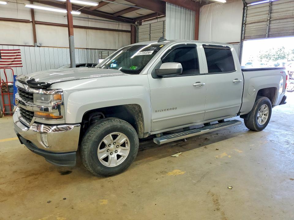 CHEVROLET SILVERADO 2016 with VIN 3GCUKRECXGG259667 - Photo from auction