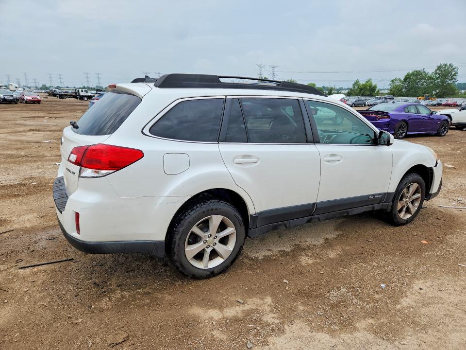 Photo 3 from auction – 2013 SUBARU OUTBACK with VIN 4S4BRCKC0D3273012