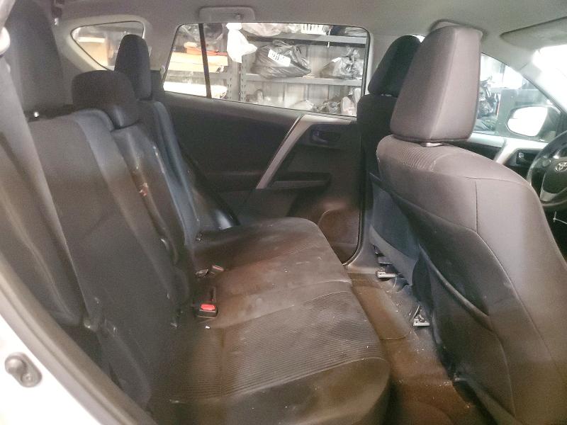 Снимка 10 от търг – 2017 TOYOTA RAV4 с VIN 2T3ZFREV1HW365437