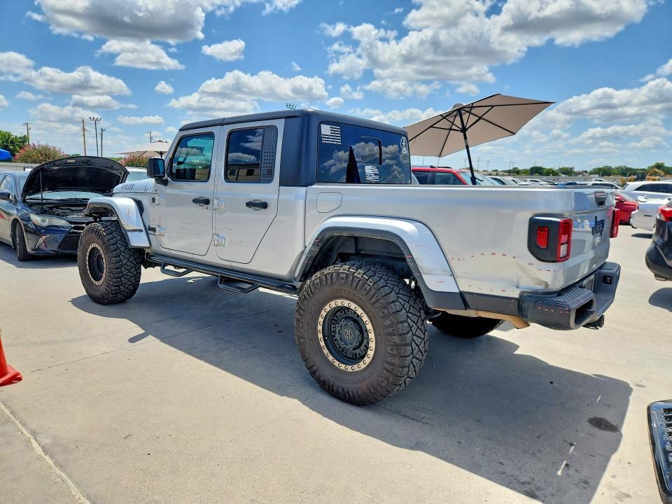 Foto 2 de la subasta – 2023 JEEP GLADIATOR con VIN 1C6HJTAG2PL508919