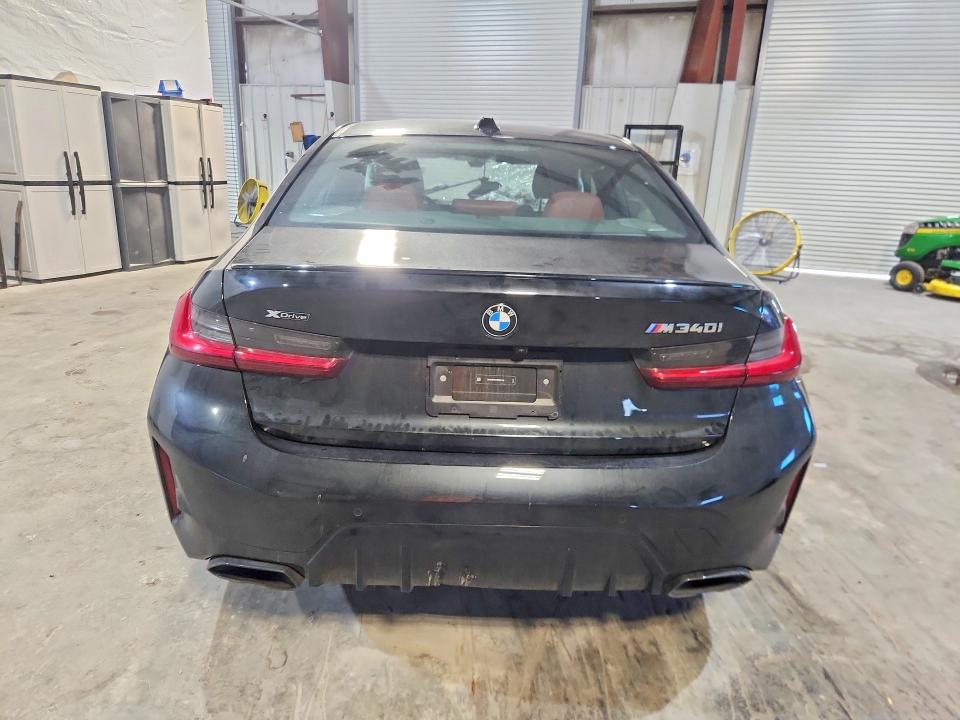 Photo 6 from auction – 2023 BMW M340XI with VIN 3MW49FF01P8D64104