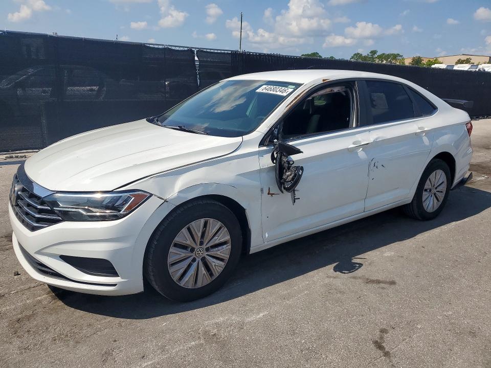Photo 1 from auction – 2019 VOLKSWAGEN JETTA with VIN 3VWC57BU7KM093829
