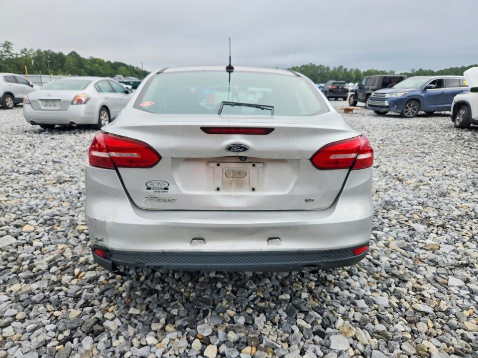 Photo 6 from auction – 2017 FORD FOCUS with VIN 1FADP3F29HL286826