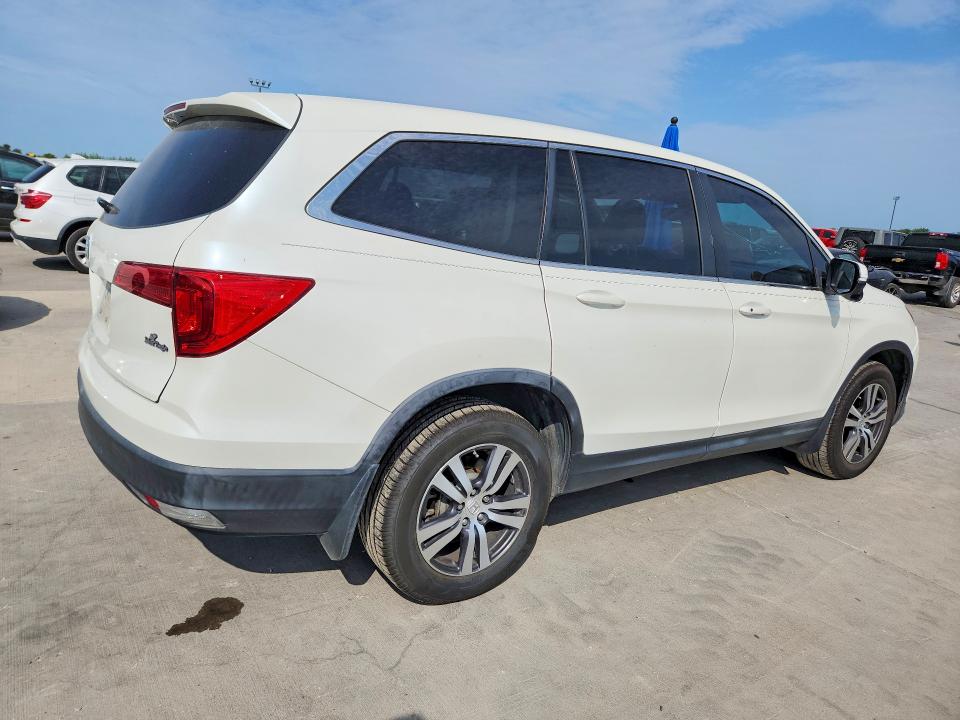 Photo 3 from auction – 2017 HONDA PILOT with VIN 5FNYF5H71HB013868