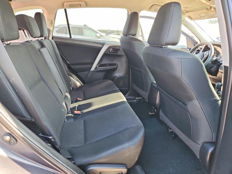 Photo 10 from auction – 2017 TOYOTA RAV4 with VIN 2T3BFREV6HW643279