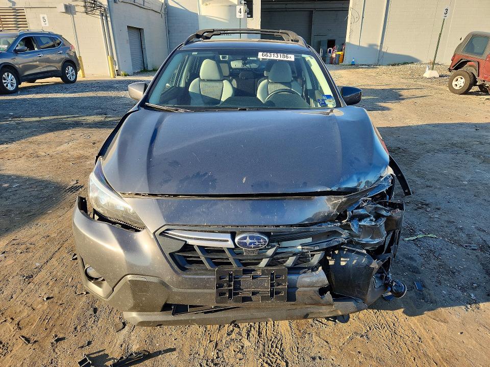 Photo 5 from auction – 2021 SUBARU CROSSTREK with VIN JF2GTAEC8M8298952