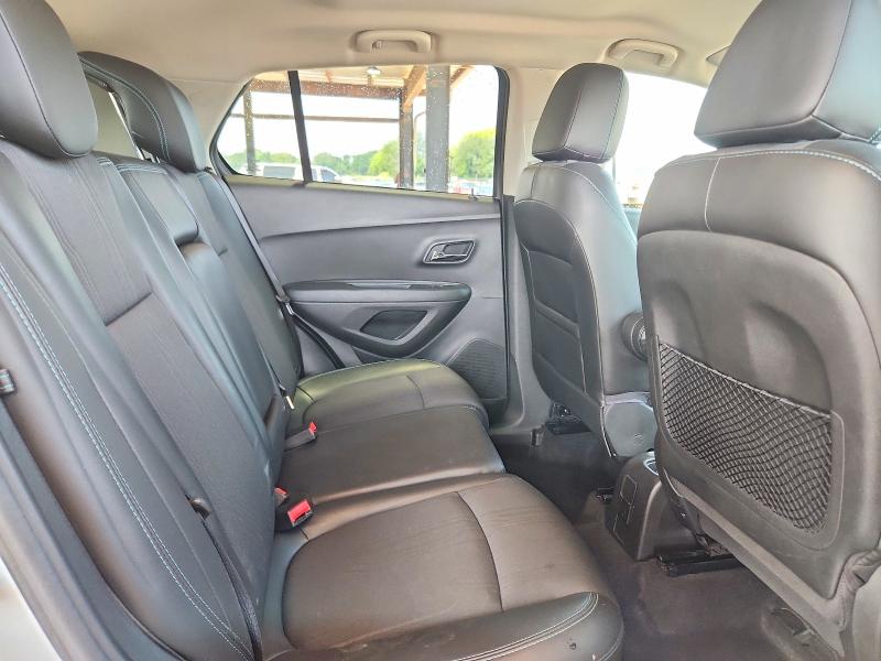Photo 11 from auction – 2015 CHEVROLET TRAX with VIN 3GNCJLSB4FL246062