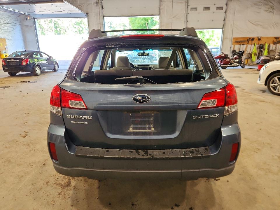 Photo 6 from auction – 2014 SUBARU OUTBACK with VIN 4S4BRCAC4E3203015
