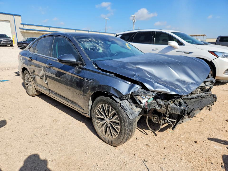Photo 4 from auction – 2019 VOLKSWAGEN JETTA with VIN 3VWE57BU6KM040158