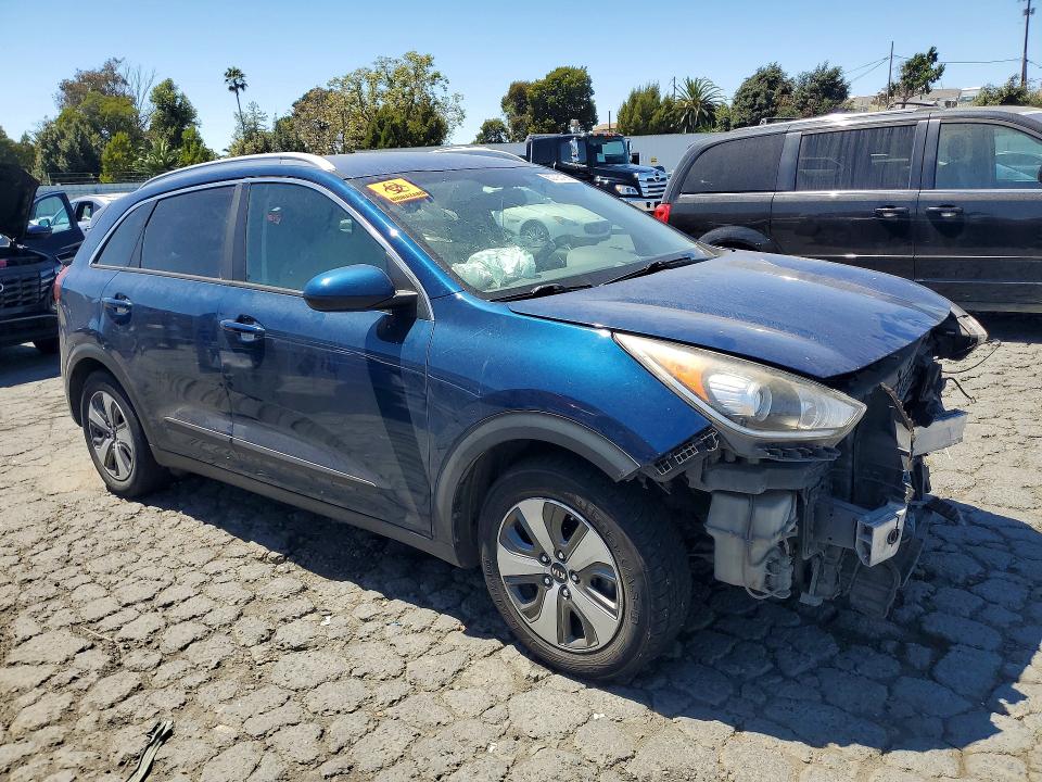 Photo 4 from auction – 2018 KIA NIRO with VIN KNDCB3LC1J5110106