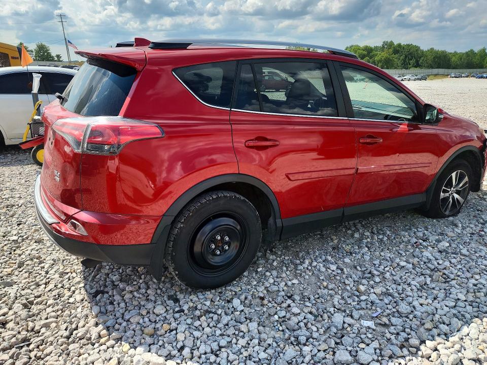 Photo 3 from auction – 2017 TOYOTA RAV4 with VIN JTMRFREV7HJ160526