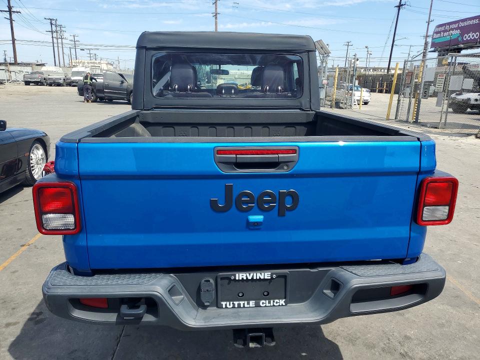 Photo 6 from auction – 2023 JEEP GLADIATOR with VIN 1C6HJTAG6PL559601