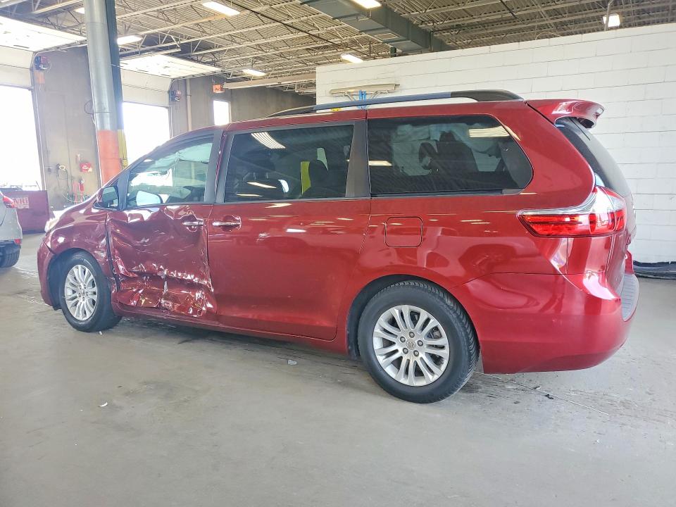 Photo 2 from auction – 2015 TOYOTA SIENNA with VIN 5TDYK3DC5FS654954