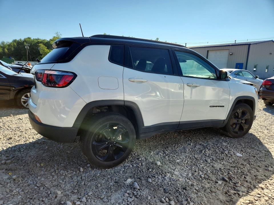 Photo 3 from auction – 2020 JEEP COMPASS with VIN 3C4NJDBB4LT173360