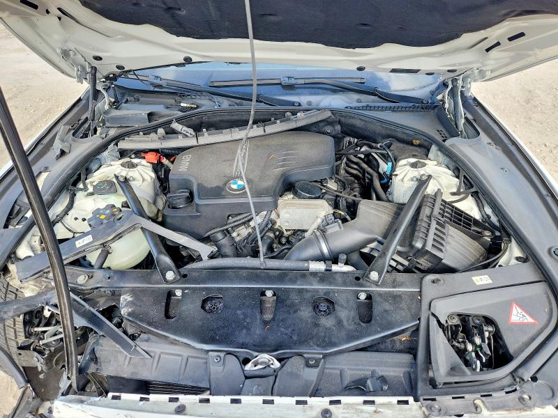 Photo 11 from auction – 2015 BMW 528 with VIN WBA5A5C55FD524489