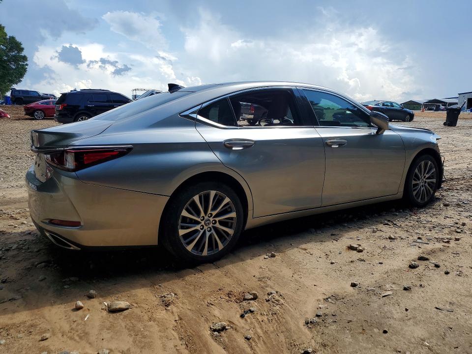 Photo 3 from auction – 2019 LEXUS ES with VIN 58ABZ1B16KU023292