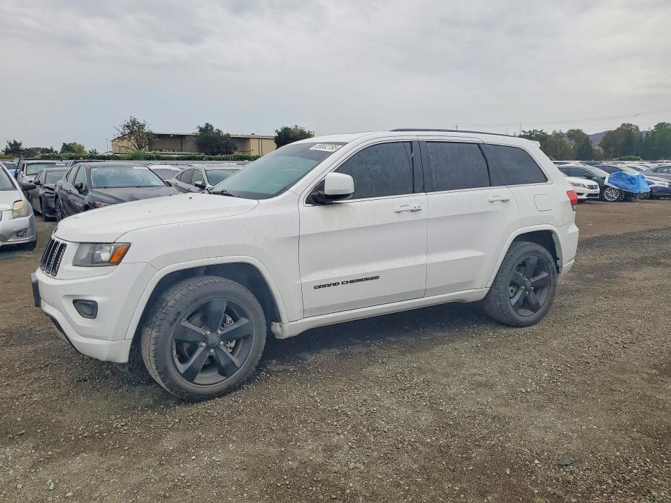 JEEP GRAND CHEROKEE 2015 with VIN 1C4RJFAG7FC720888 - Photo from auction
