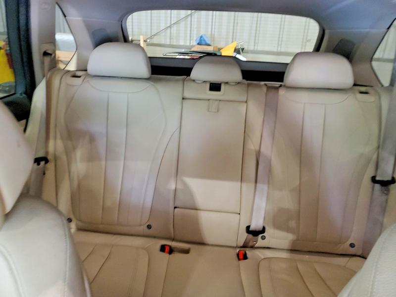 Photo 10 from auction – 2016 BMW X5 with VIN 5UXKT0C56G0S75534