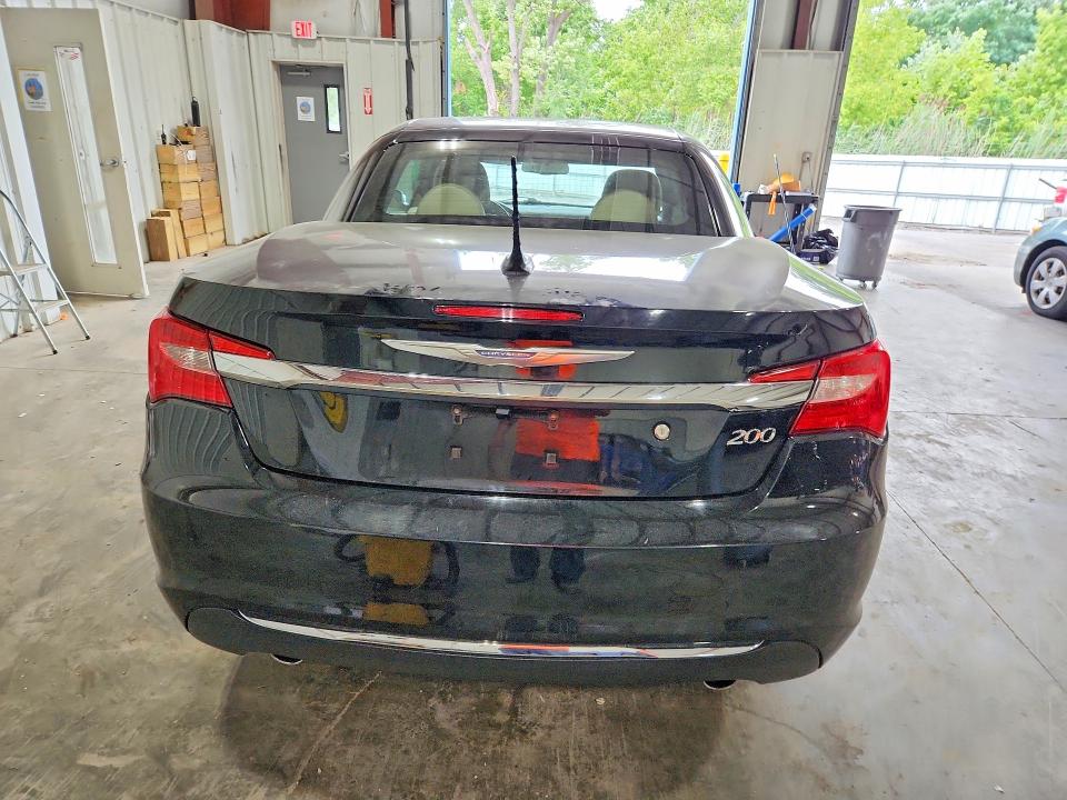Photo 6 from auction – 2012 CHRYSLER 200 with VIN 1C3BCBFG2CN151594