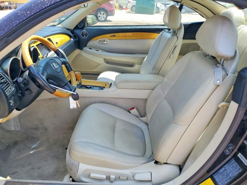 Photo 7 from auction – 2004 LEXUS SC with VIN JTHFN48Y740050234