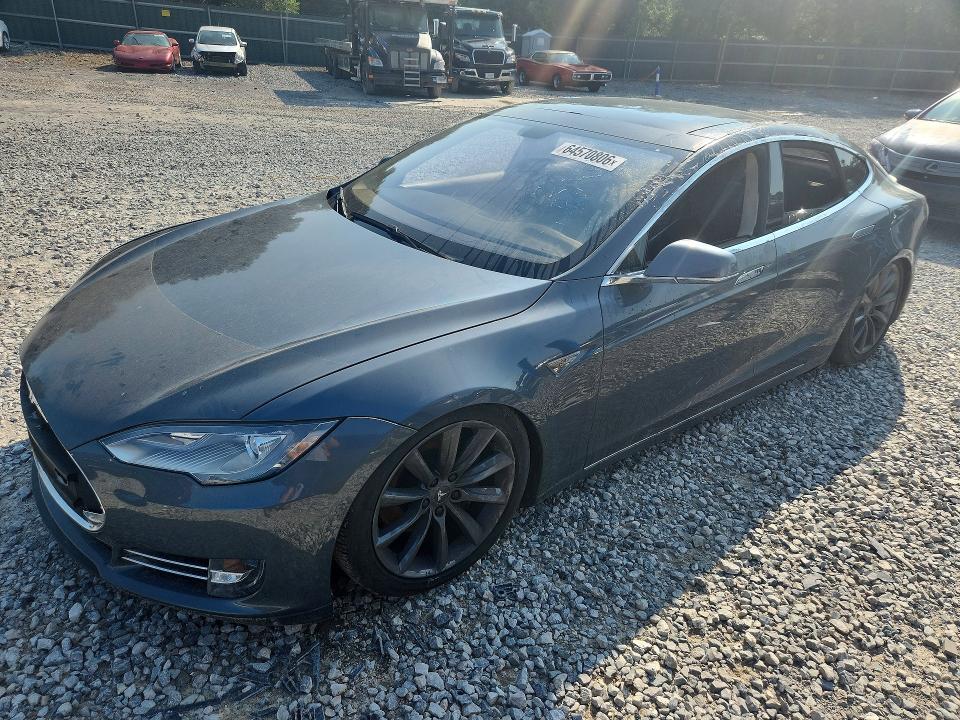 TESLA MODEL S 2012 with VIN 5YJSA1CP8CFP01797 - Photo from auction