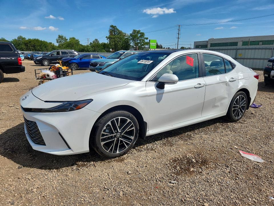 Photo 1 from auction – 2025 TOYOTA CAMRY with VIN 4T1DBADK3SU515188
