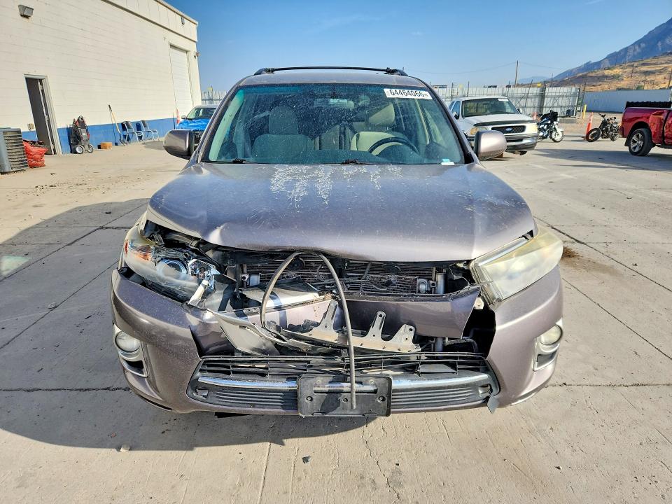 Photo 5 from auction – 2013 TOYOTA HIGHLANDER with VIN JTEBC3EH3D2013119