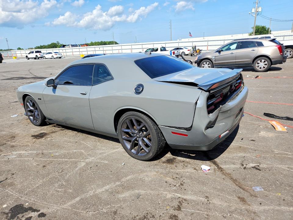 Photo 2 from auction – 2023 DODGE CHALLENGER with VIN 2C3CDZBT7PH650077