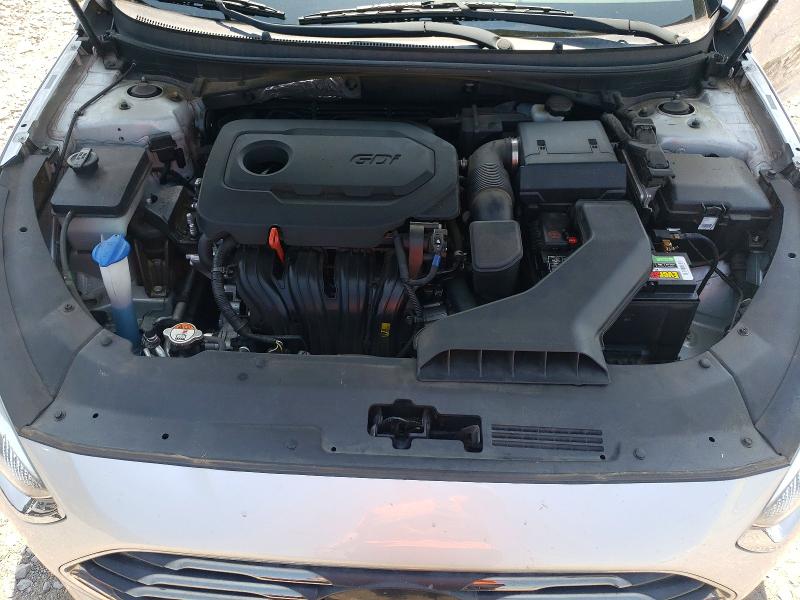 Photo 11 from auction – 2018 HYUNDAI SONATA with VIN 5NPE24AF3JH601403