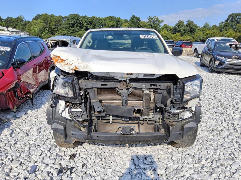 Photo 5 from auction – 2023 NISSAN FRONTIER with VIN 1N6ED1CL8PN626475