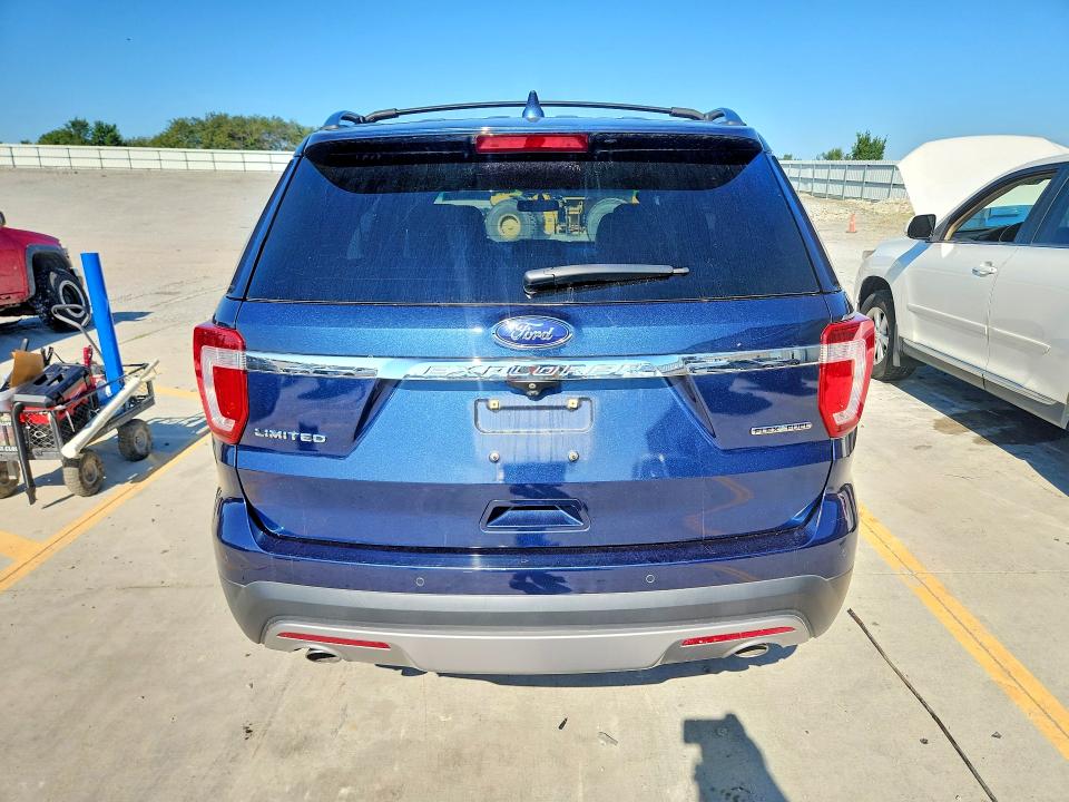 Photo 6 from auction – 2016 FORD EXPLORER with VIN 1FM5K7F85GGD11801