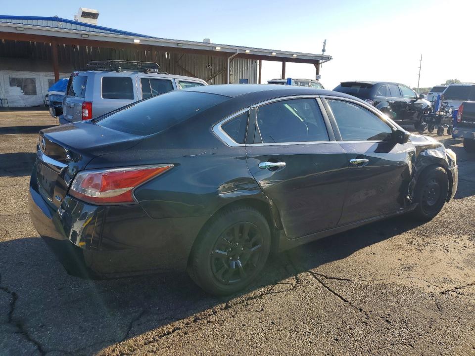 Zdjęcie 3 z aukcji – 2014 NISSAN ALTIMA z VIN 1N4AL3AP4EN366259