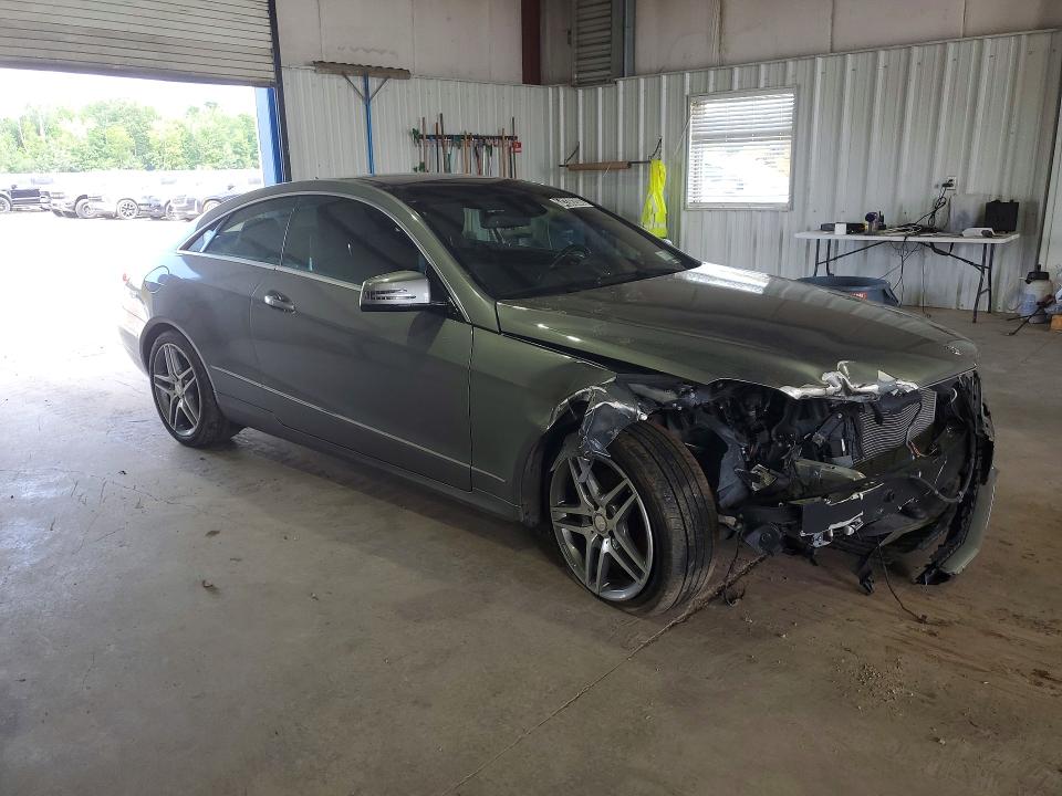 Photo 4 from auction – 2015 MERCEDES-BENZ E with VIN WDDKJ6HB6FF305559