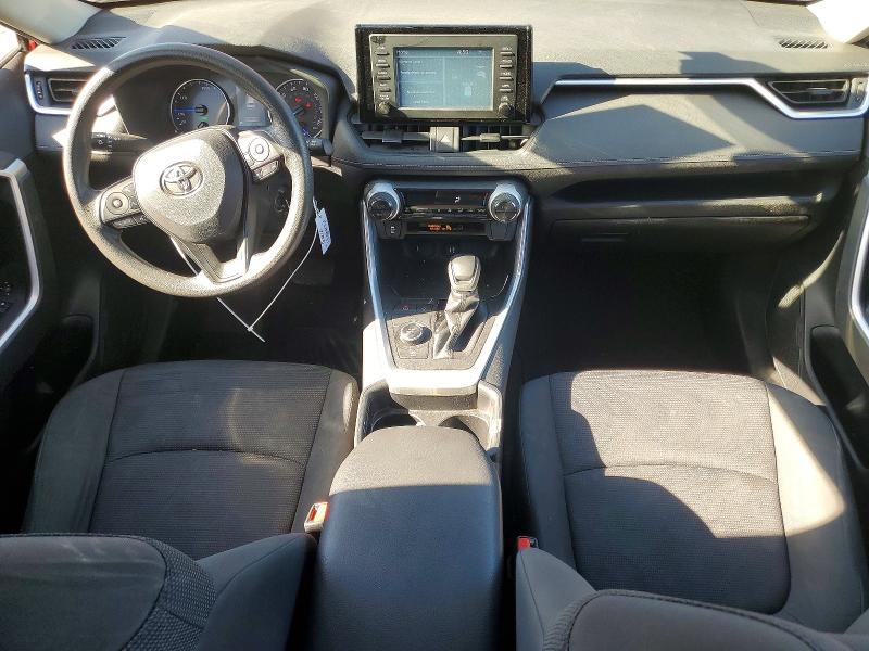 Photo 8 from auction – 2019 TOYOTA RAV4 with VIN JTMMWRFV6KD021714