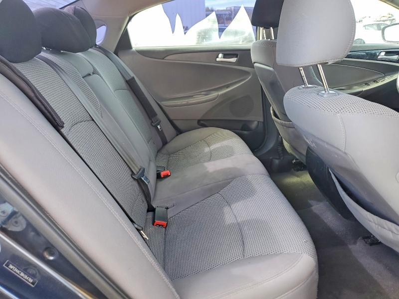 Photo 10 from auction – 2011 HYUNDAI SONATA with VIN 5NPEB4AC3BH264769