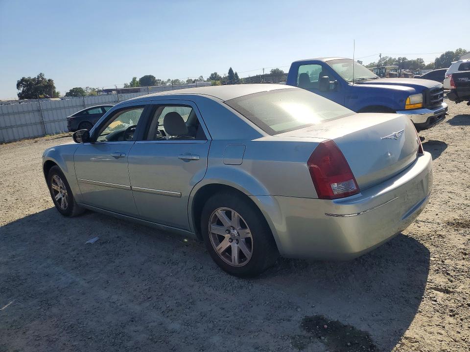 Photo 2 from auction – 2006 CHRYSLER 300 with VIN 2C3KA53GX6H388164