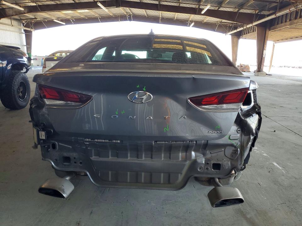 Photo 6 from auction – 2018 HYUNDAI SONATA with VIN 5NPE34AF0JH724539