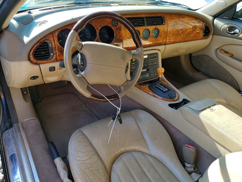 Photo 8 from auction – 2002 JAGUAR XK8 with VIN SAJDA42C42NA25782