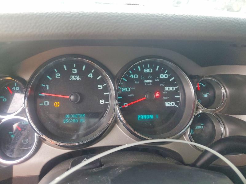 Photo 9 from auction – 2011 CHEVROLET SILVERADO with VIN 1GB2CVCG0BZ455228