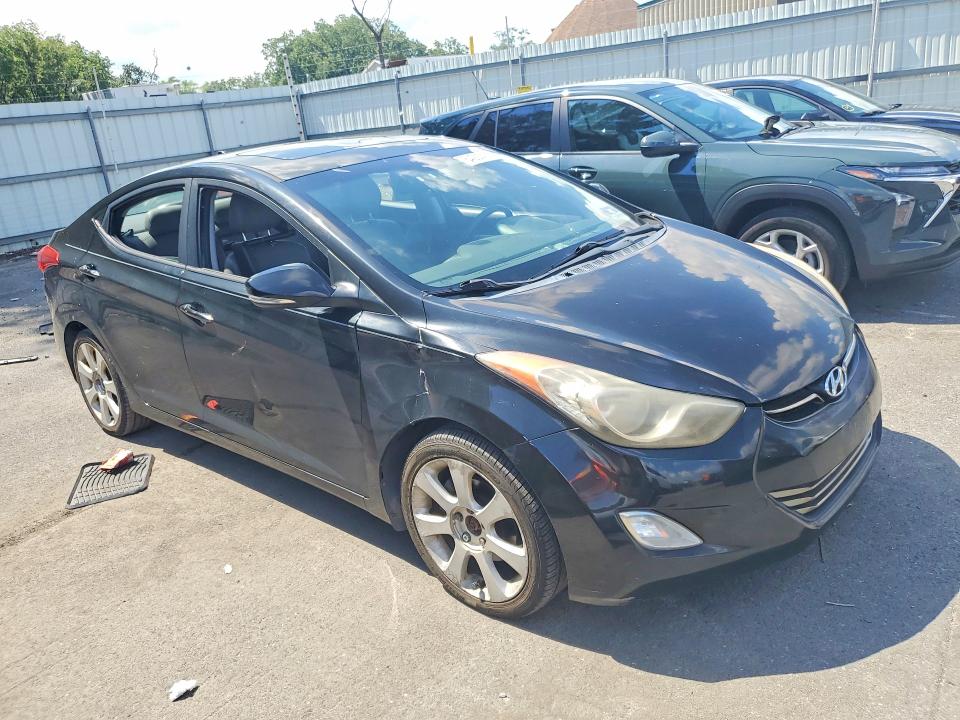 Photo 4 from auction – 2012 HYUNDAI ELANTRA with VIN KMHDH4AE2CU393231