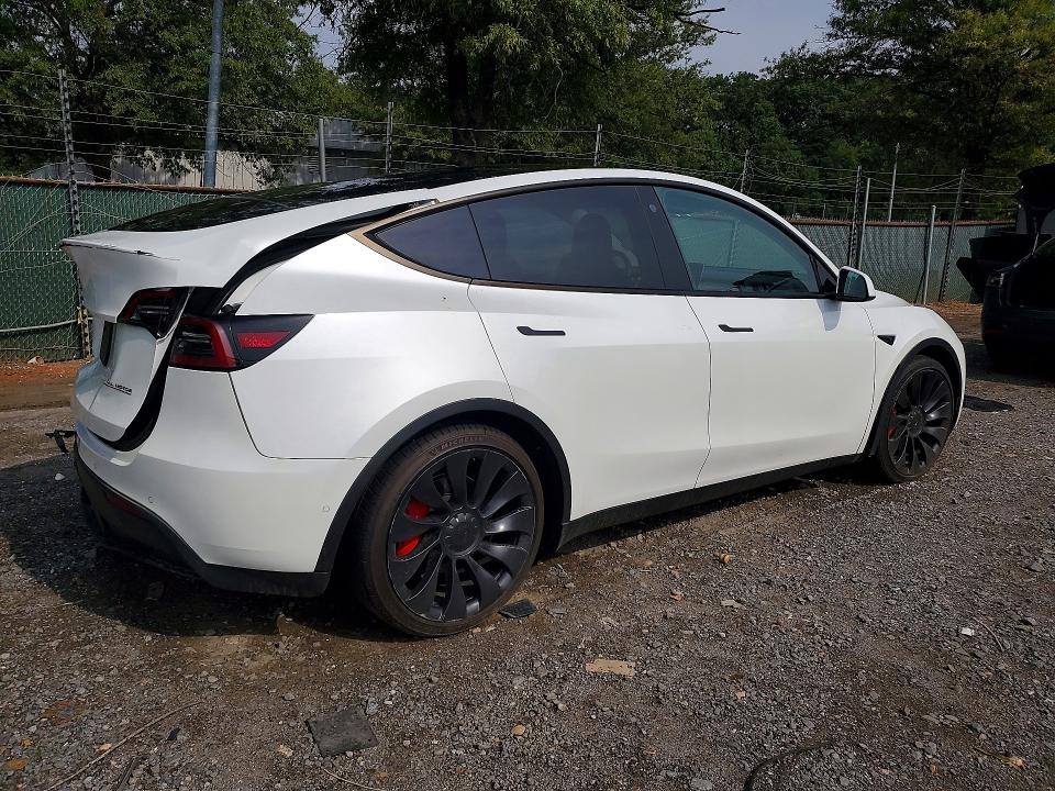 Photo 3 from auction – 2022 TESLA MODEL Y with VIN 7SAYGDEF1NF446205