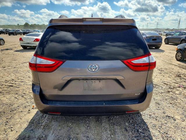 Photo 6 from auction – 2019 TOYOTA SIENNA with VIN 5TDYZ3DC4KS999060