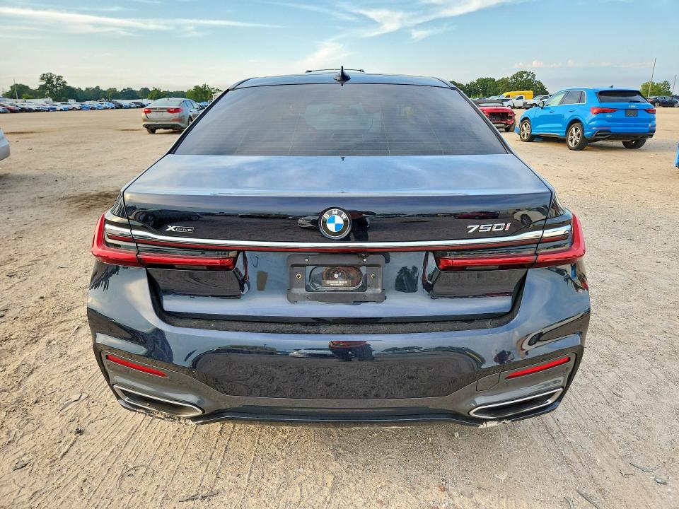 صورة رقم 6 من المزاد - 2021 BMW 750 مع VIN WBA7U2C02MCG37504
