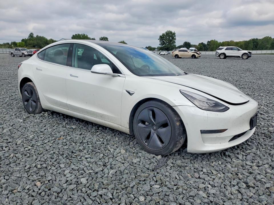 Photo 4 from auction – 2019 TESLA MODEL 3 with VIN 5YJ3E1EB3KF511527