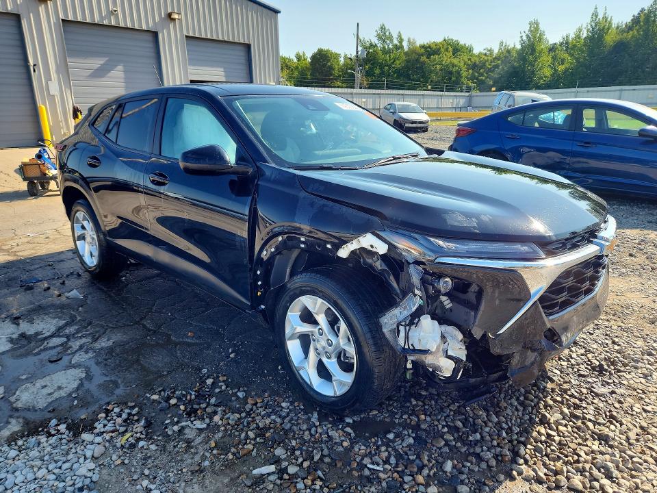 Photo 4 from auction – 2024 CHEVROLET TRAX with VIN KL77LFE26RC002072