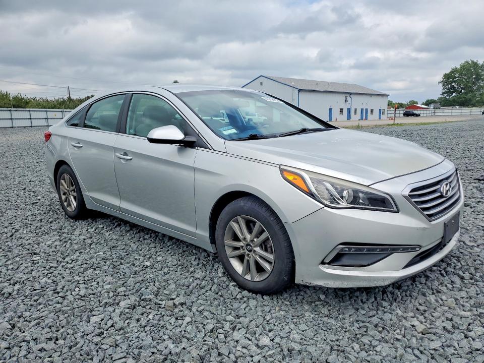 Photo 4 from auction – 2015 HYUNDAI SONATA with VIN 5NPE24AF8FH151058