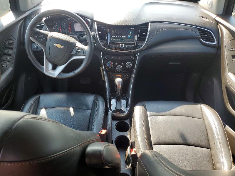 Photo 8 from auction – 2017 CHEVROLET TRAX with VIN 3GNCJMSB9HL219769