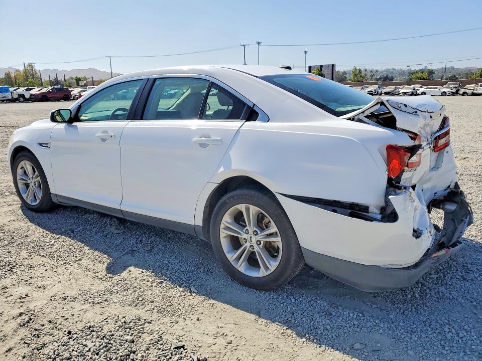 Photo 2 from auction – 2013 FORD TAURUS with VIN 1FAHP2E85DG125927